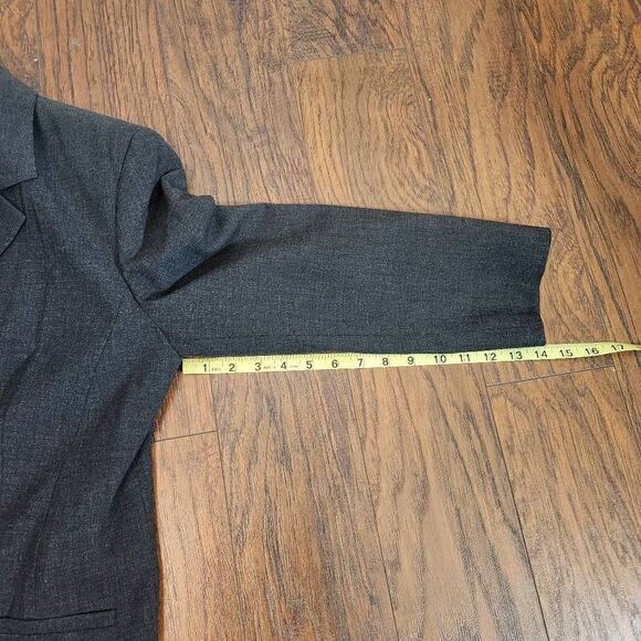 Hillard & Hanson - Picture 5 of 6